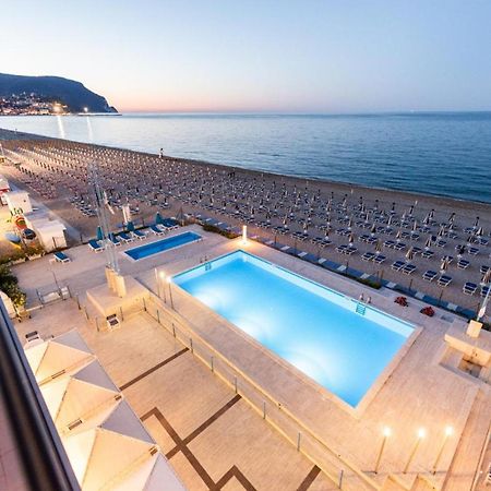 Hotel Marcelli Нумана Экстерьер фото