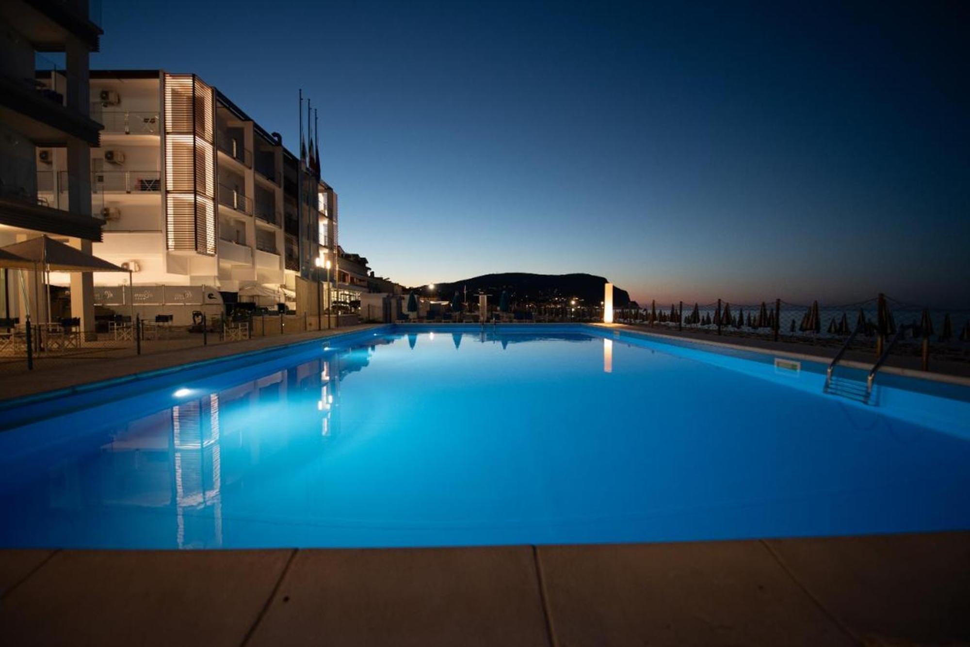 Hotel Marcelli Нумана Экстерьер фото