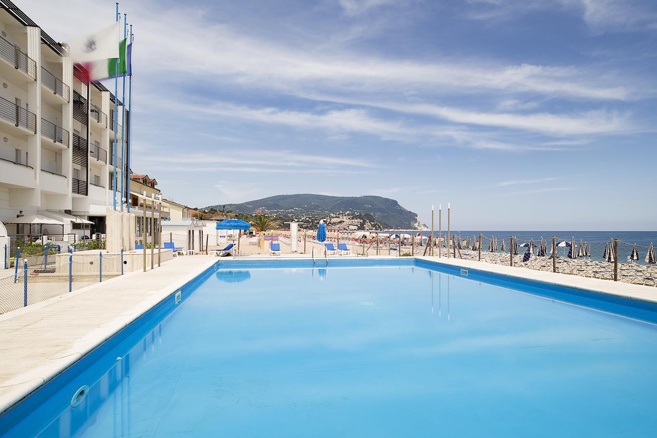 Hotel Marcelli Нумана Экстерьер фото